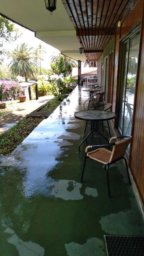 Hostal Tu'U Koihu Hanga Roa Buitenkant foto